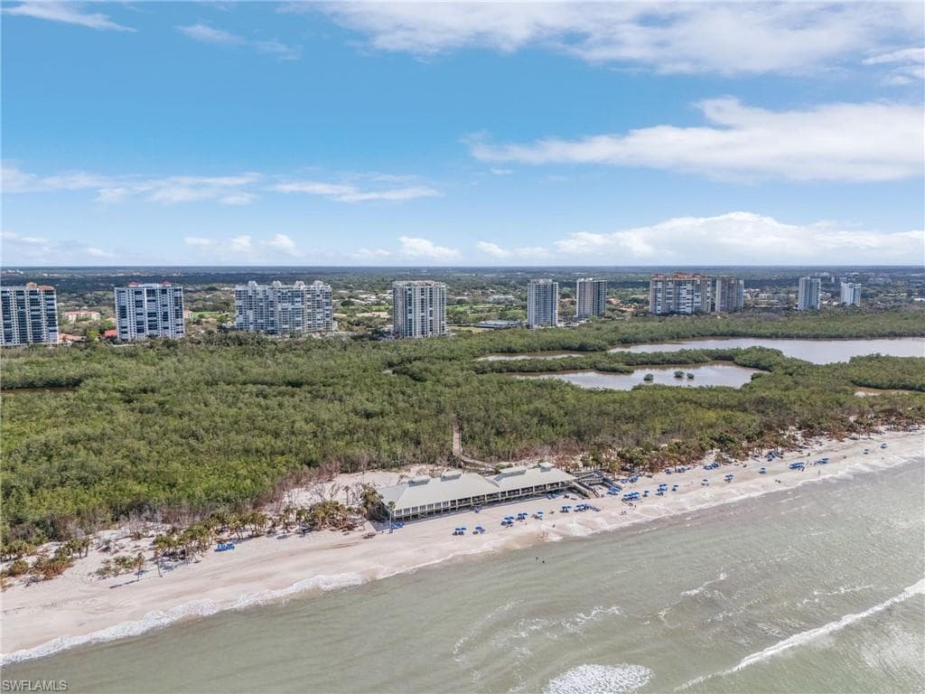 871 Tanbark Dr 101, Naples, FL 34108-28