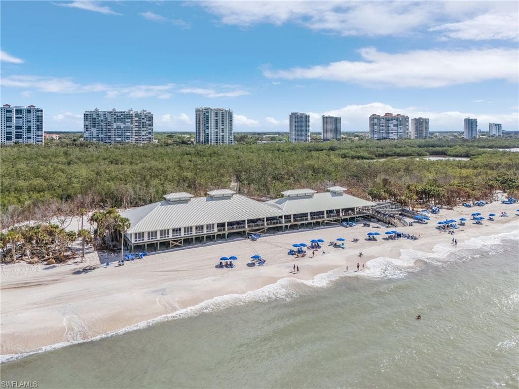 871 Tanbark Dr 101, Naples, FL 34108-29