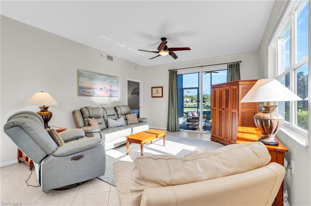 3970 Loblolly Bay Dr 5-108, Naples, FL 34114-3