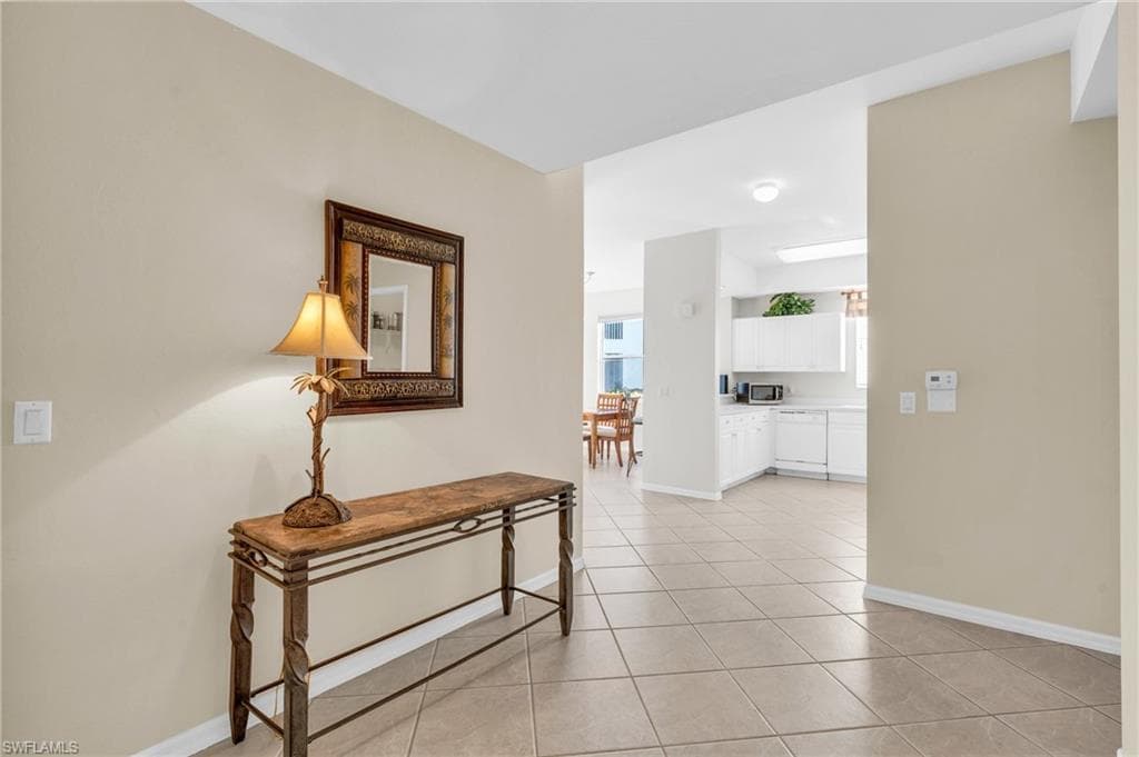 3970 Loblolly Bay Dr 5-108, Naples, FL 34114-6