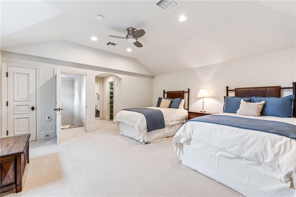 2560 Half Moon Walk, Naples, FL 34102-29