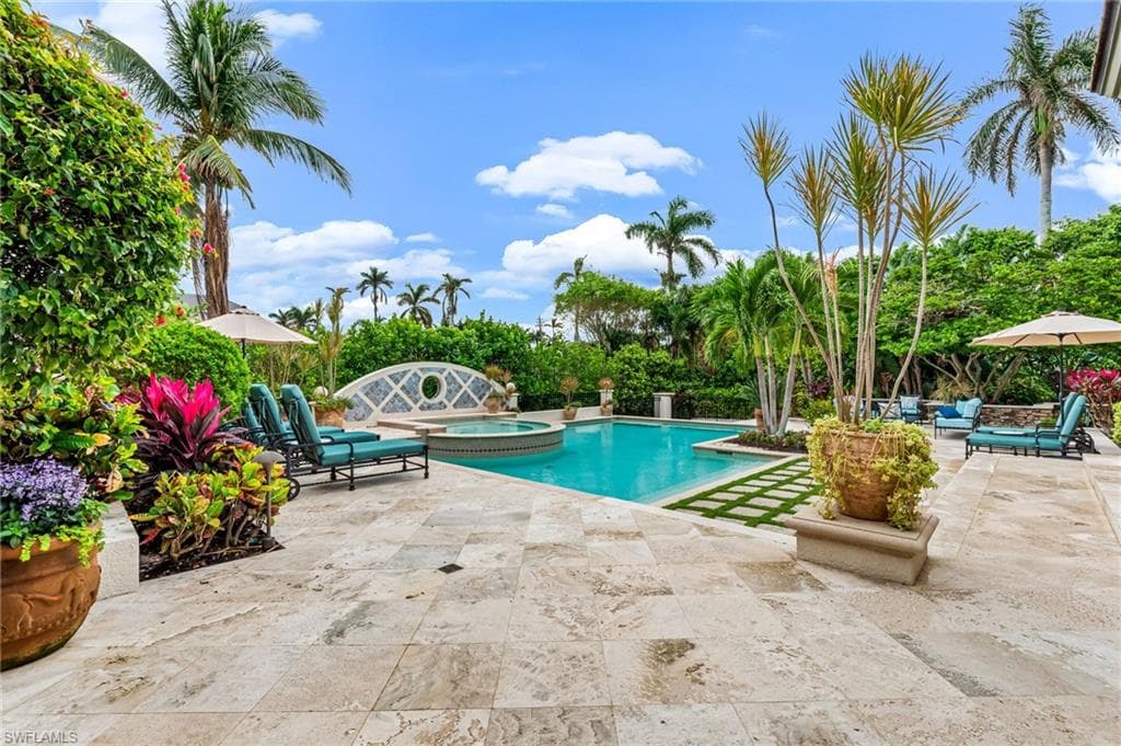 2560 Half Moon Walk, Naples, FL 34102-43