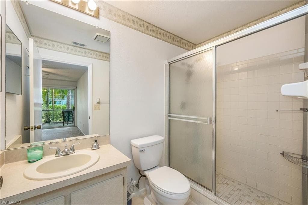 8151 Woods Cir 3, Fort Myers, FL 33919-17