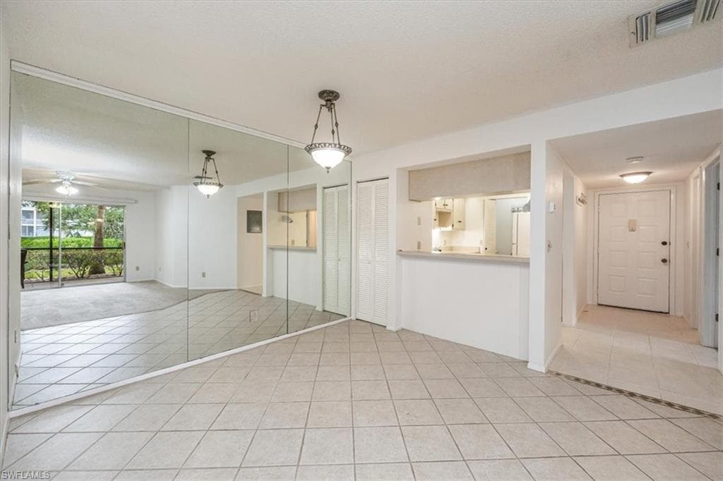 8151 Woods Cir 3, Fort Myers, FL 33919-8