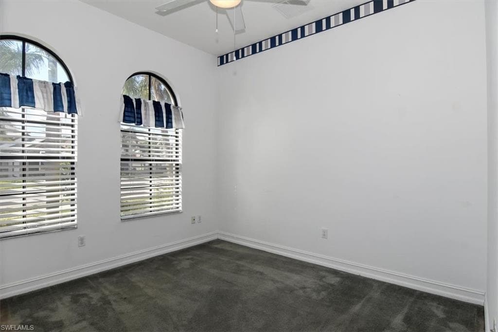 9236 Woodhurst Dr, Naples, FL 34120-15