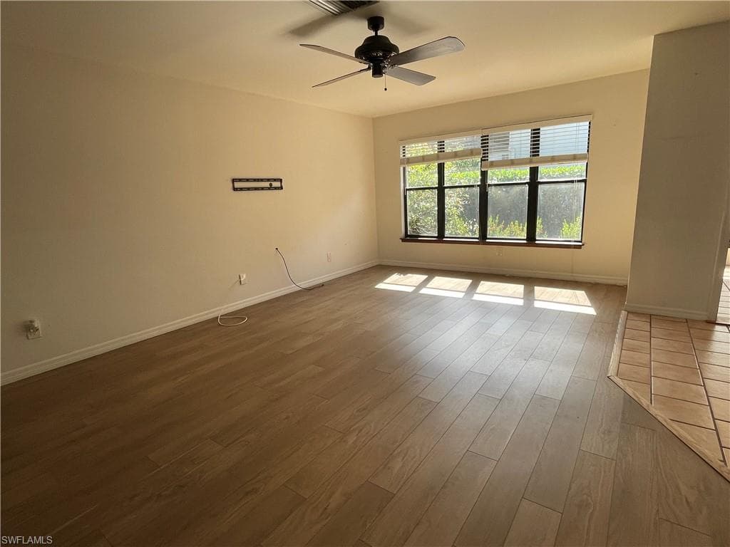 9882 Connecticut St, Bonita Springs, FL 34135-9