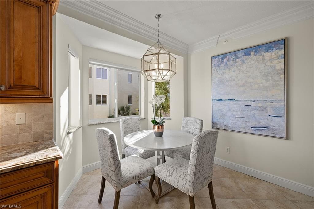 7671 Pebble Creek Cir 206, Naples, FL 34108-13