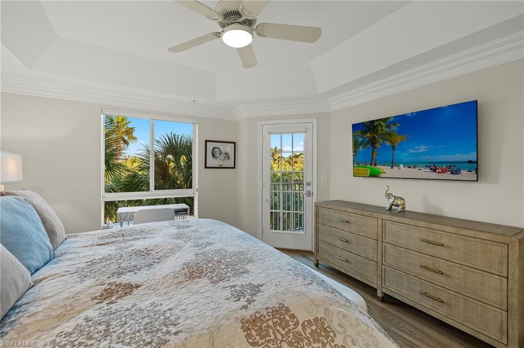 7671 Pebble Creek Cir 206, Naples, FL 34108-15