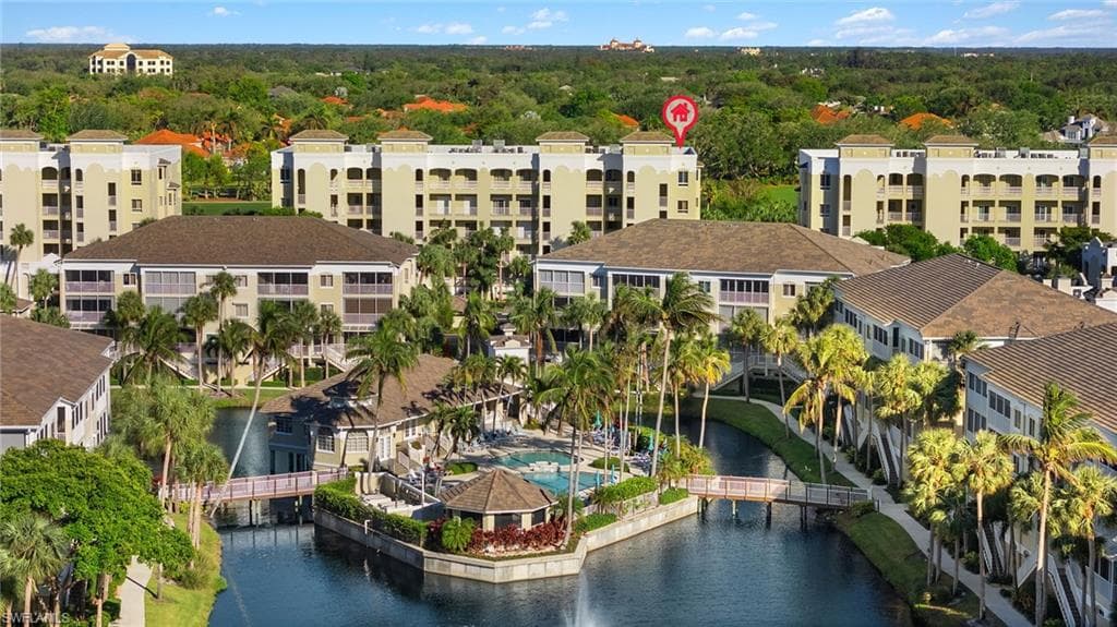 7671 Pebble Creek Cir 206, Naples, FL 34108-26