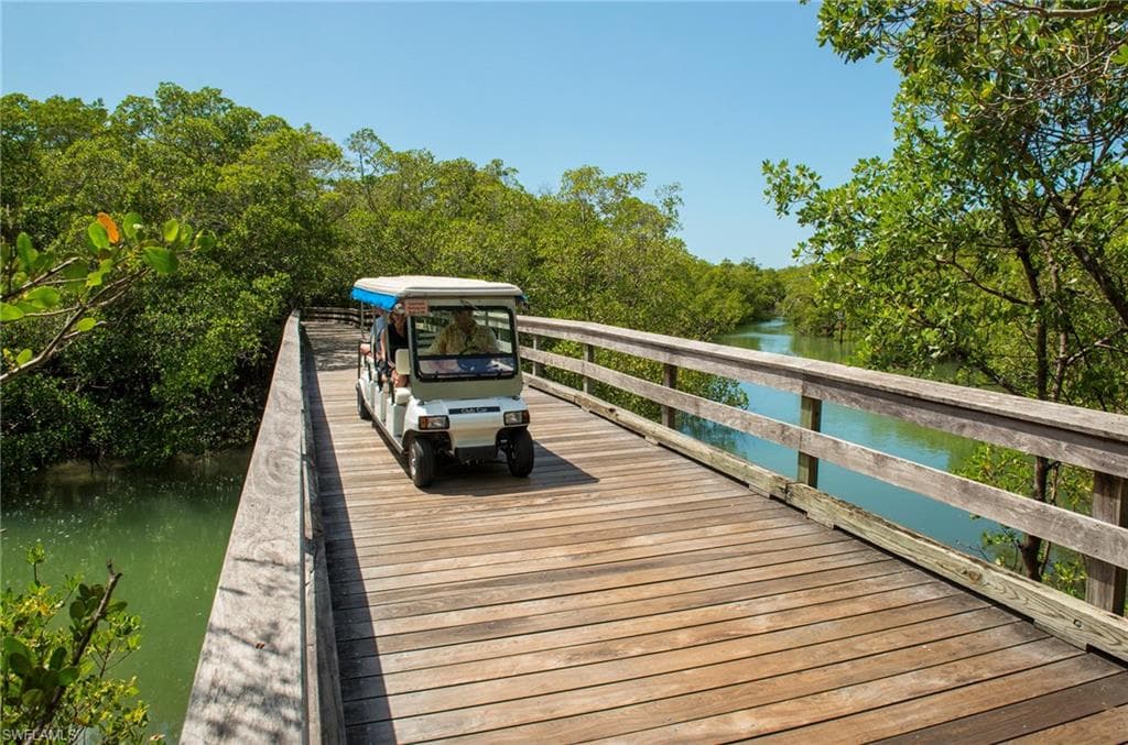7671 Pebble Creek Cir 206, Naples, FL 34108-33