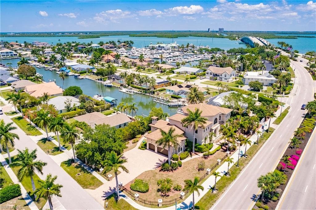1370 Collier Blvd, Marco Island, FL 34145-6