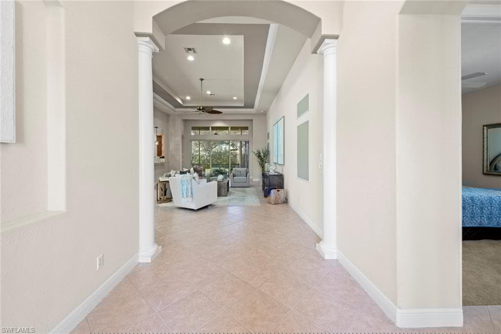 19700 Maddelena Cir, Estero, FL 33967-9