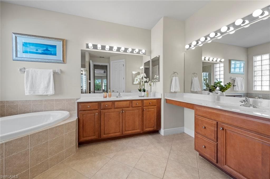 19700 Maddelena Cir, Estero, FL 33967-27