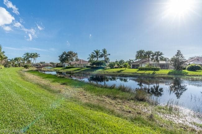 7636 Rozzini Ln, Naples, FL 34114-15