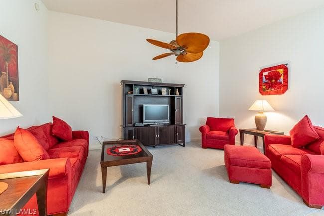 7636 Rozzini Ln, Naples, FL 34114-21