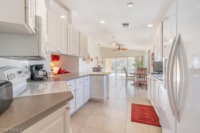 7636 Rozzini Ln, Naples, FL 34114-29