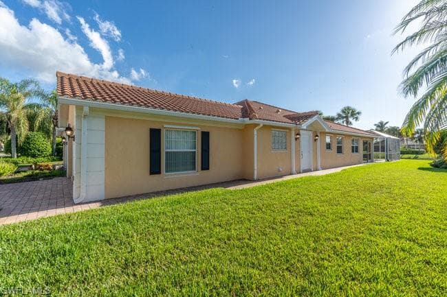 7636 Rozzini Ln, Naples, FL 34114-6