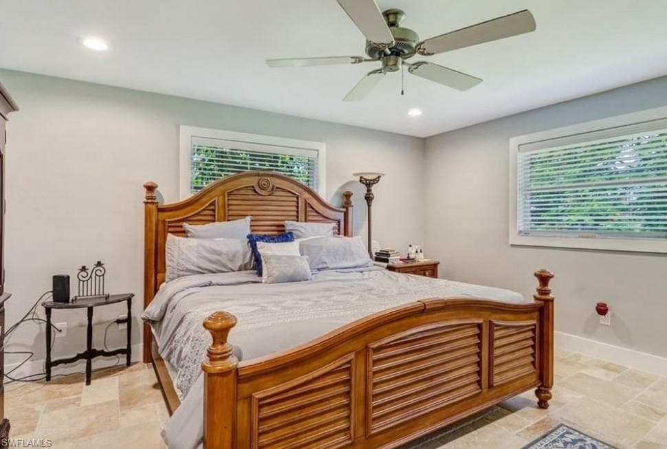 687 Cypress Way E, Naples, FL 34110-5