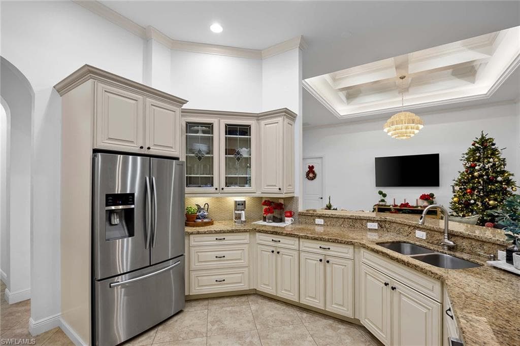 18169 Baywood Dr, Naples, FL 34114-13