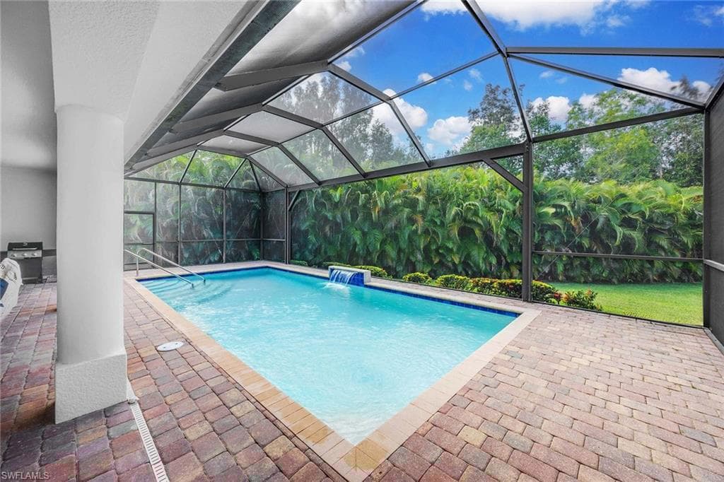 18169 Baywood Dr, Naples, FL 34114-30