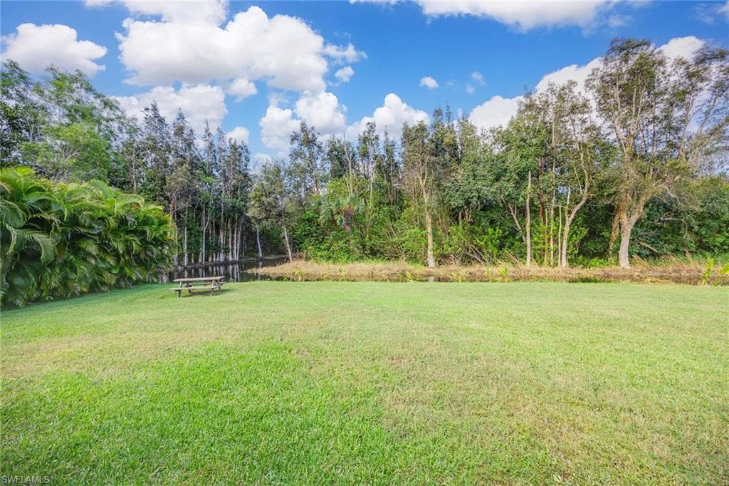 18169 Baywood Dr, Naples, FL 34114-34
