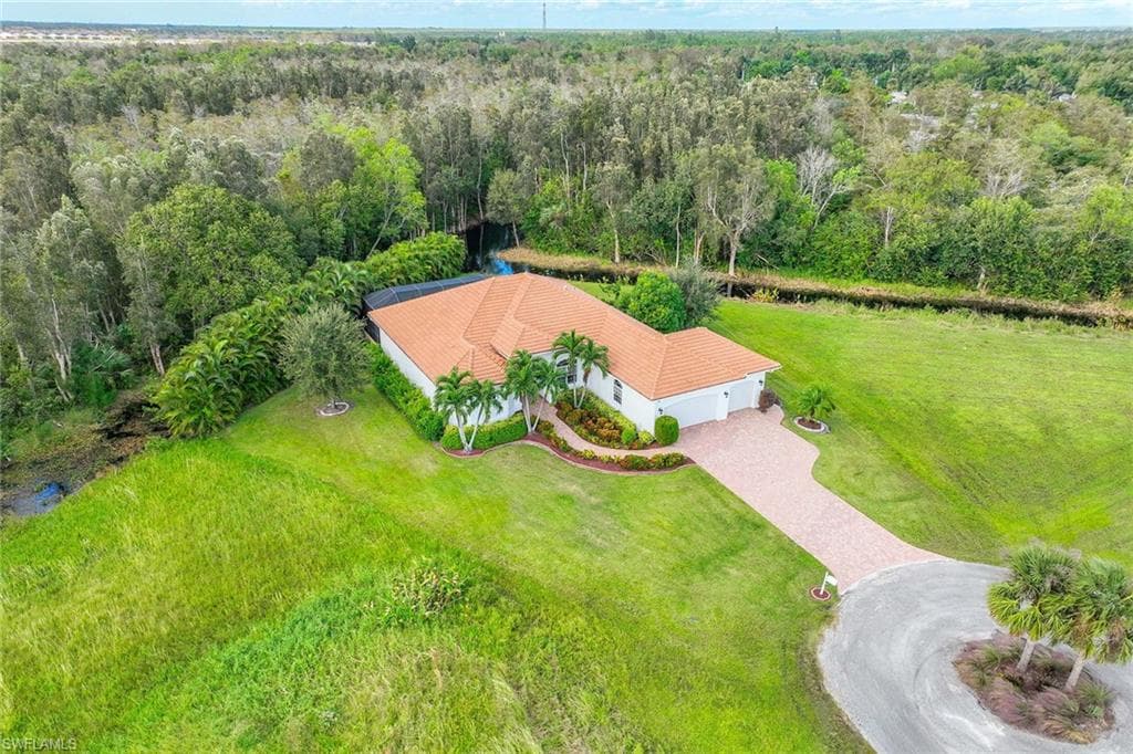 18169 Baywood Dr, Naples, FL 34114-38