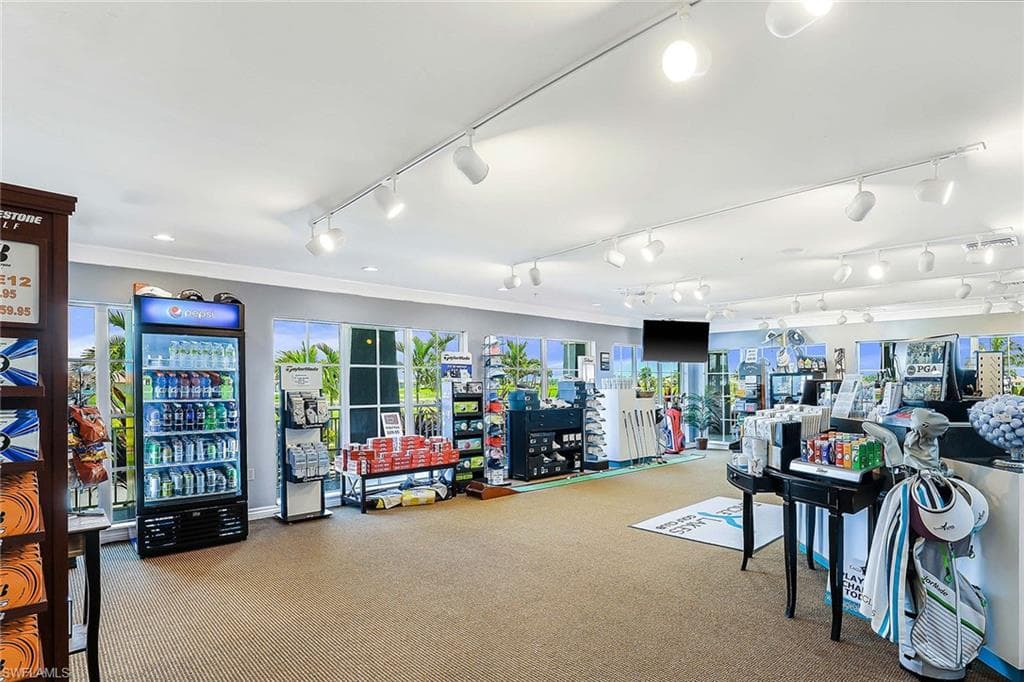 18169 Baywood Dr, Naples, FL 34114-48