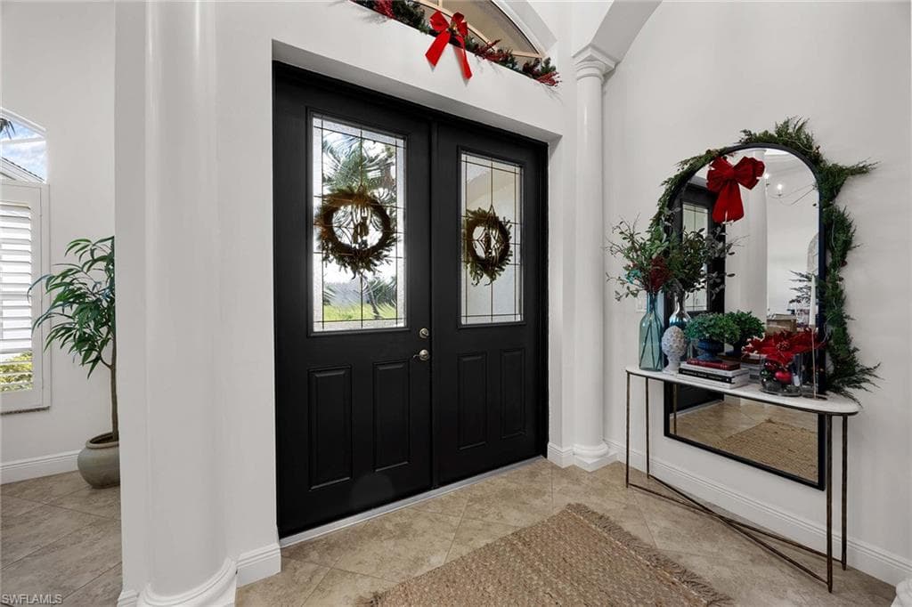 18169 Baywood Dr, Naples, FL 34114-4