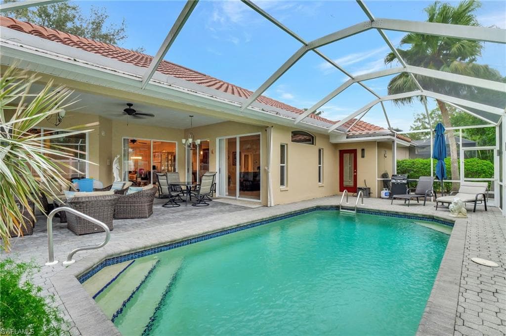 74 Erin Way, Naples, FL 34119-31