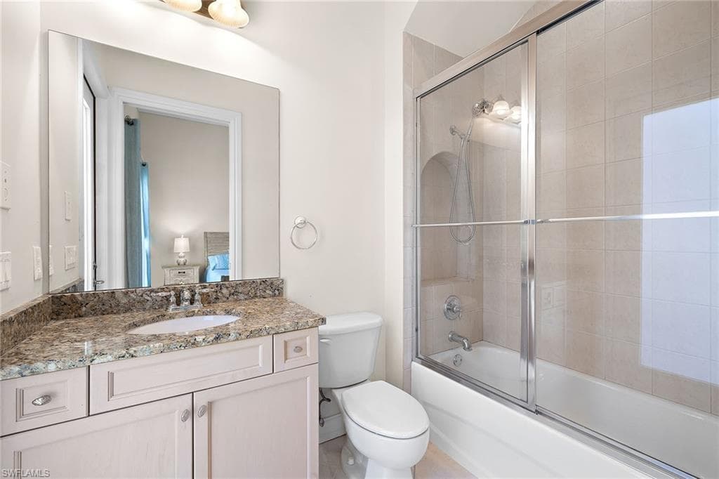 8894 Shenendoah Cir, Naples, FL 34113-30