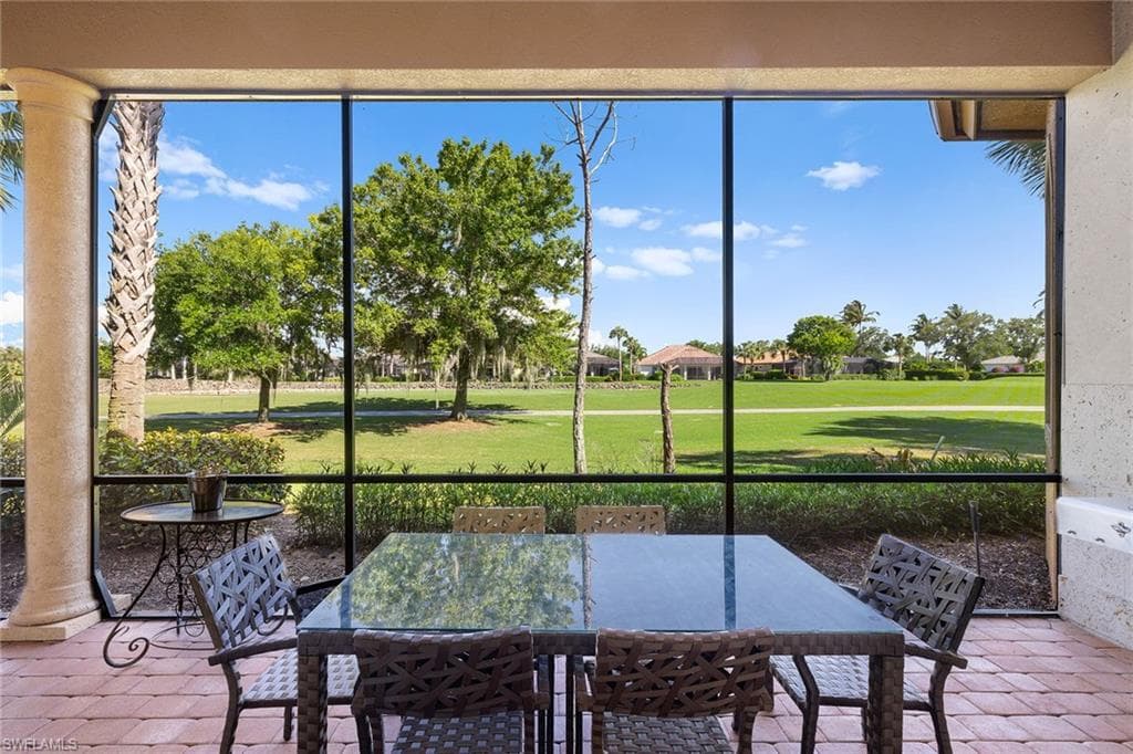 8894 Shenendoah Cir, Naples, FL 34113-40