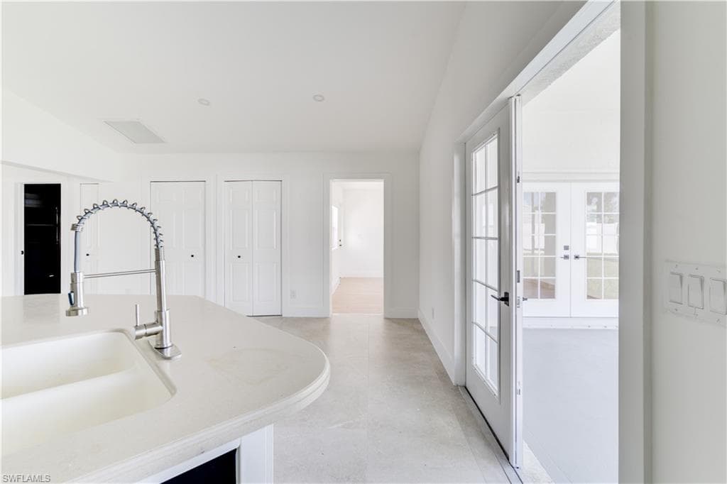 226 6th Ter, Cape Coral, FL 33990-11