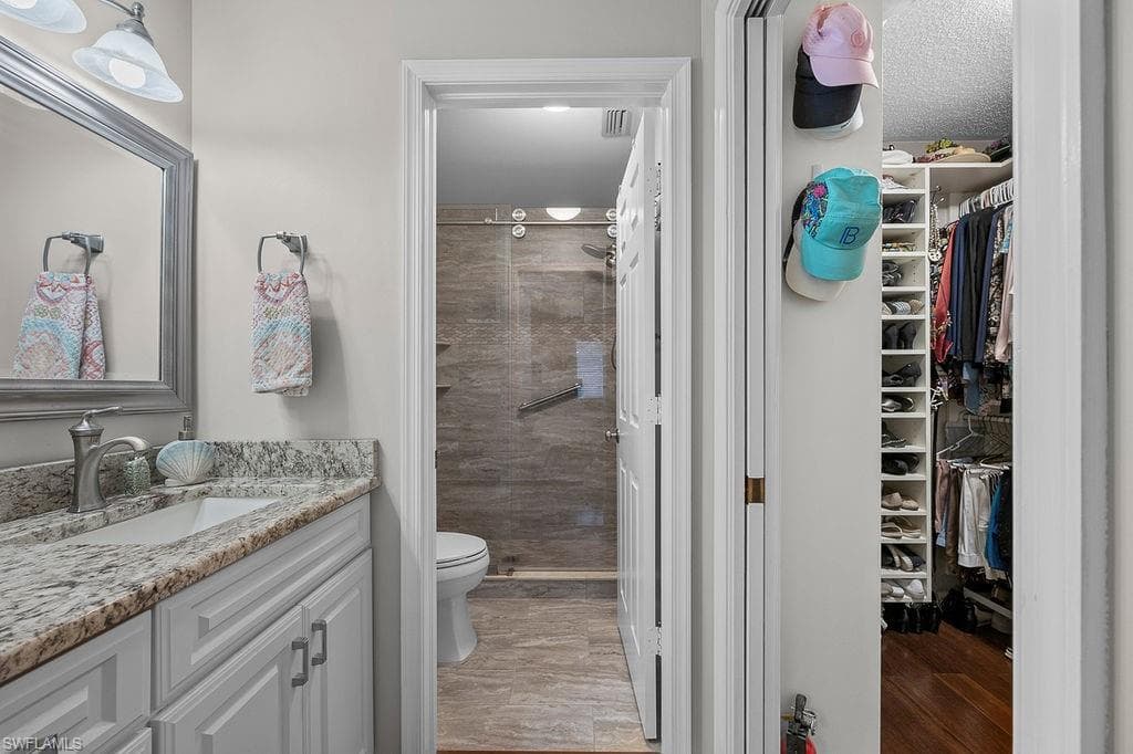 3685 Amberly Cir D303, Naples, FL 34112-16