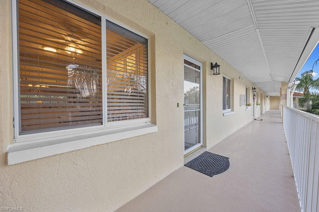 3685 Amberly Cir D303, Naples, FL 34112-22
