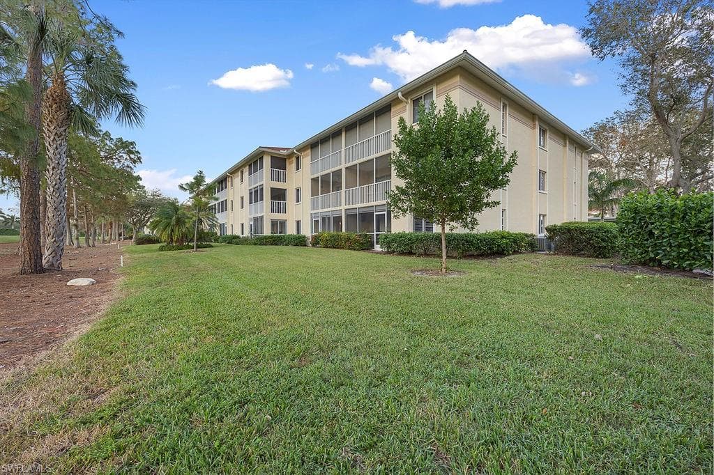 3685 Amberly Cir D303, Naples, FL 34112-23