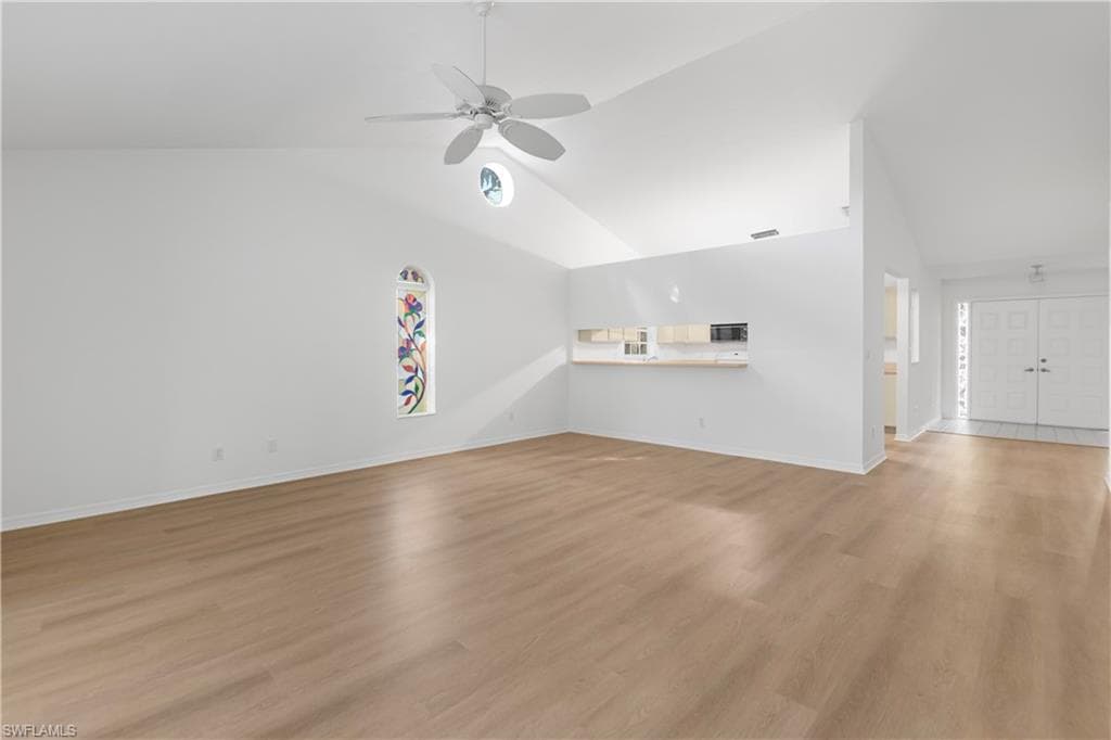 812 102nd Ave N, Naples, FL 34108-12