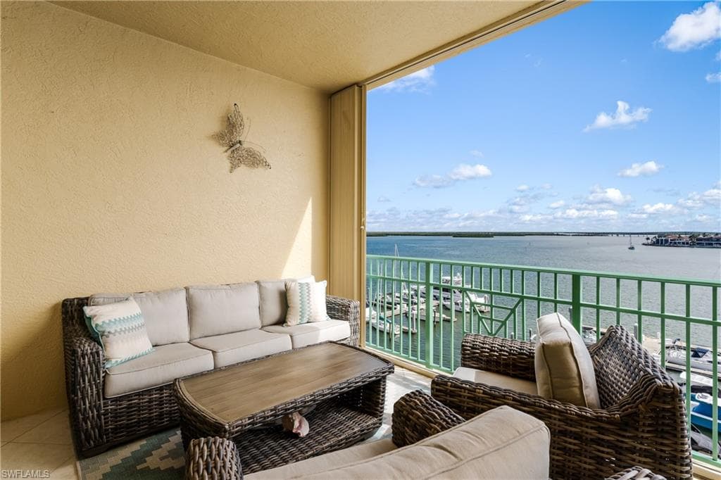 1069 Bald Eagle Dr S-602, Marco Island, FL 34145-32