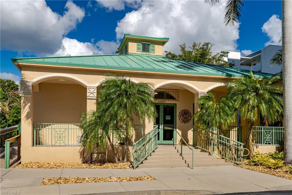 1069 Bald Eagle Dr S-602, Marco Island, FL 34145-44