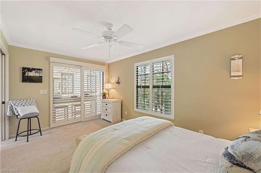 880 8th Ave S 202, Naples, FL 34102-24