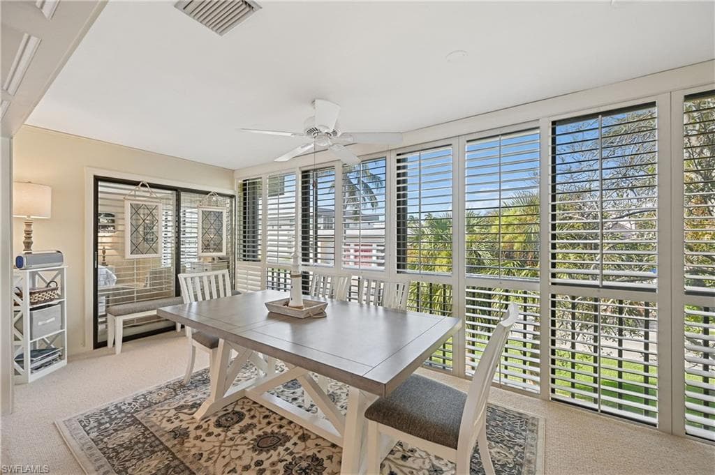 880 8th Ave S 202, Naples, FL 34102-36