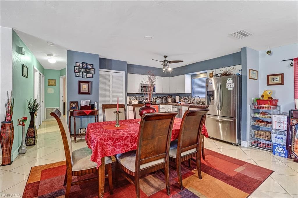 4988 19th Pl SW, Naples, FL 34116-11