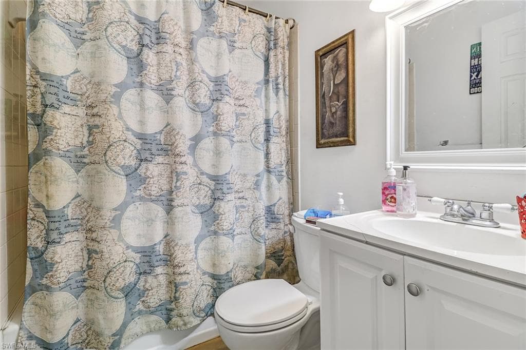 4988 19th Pl SW, Naples, FL 34116-16