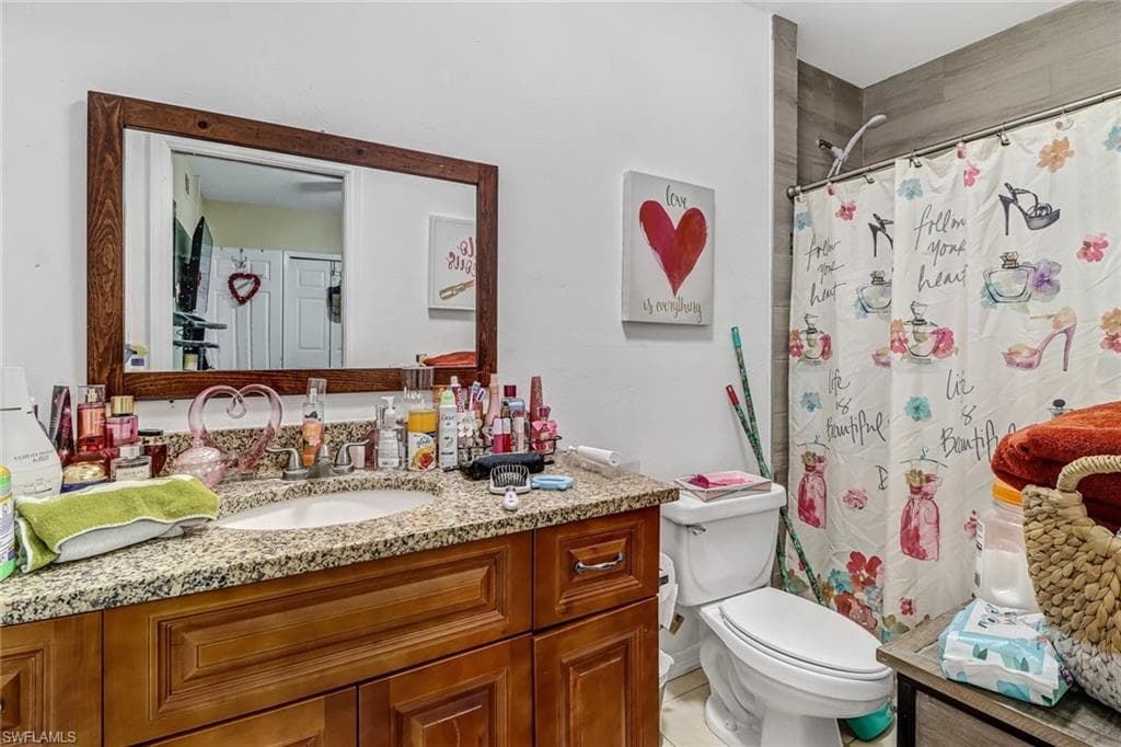 4988 19th Pl SW, Naples, FL 34116-8