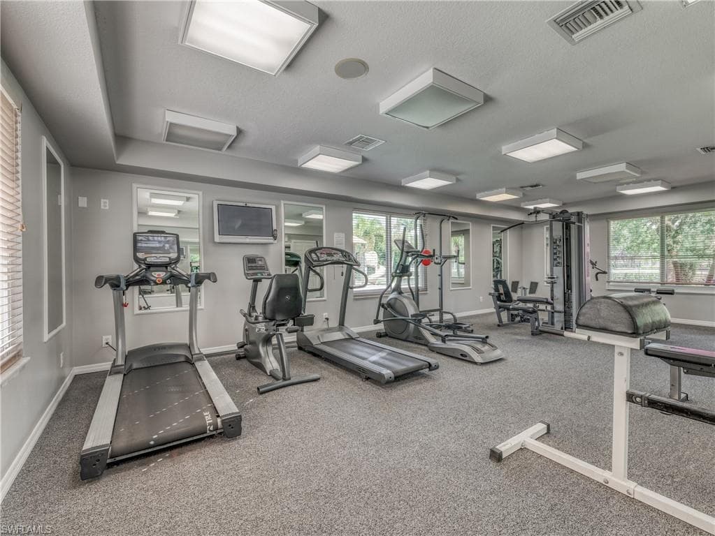 8290 Ibis Club Ln 902, Naples, FL 34104-37