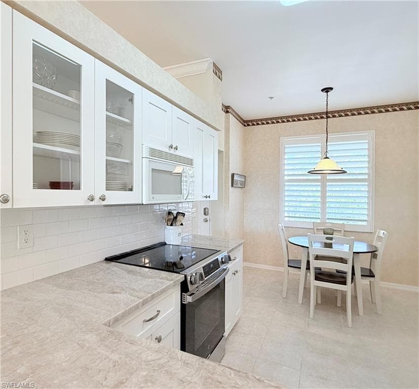 7605 Arbor Lakes Ct 543, Naples, FL 34112-6