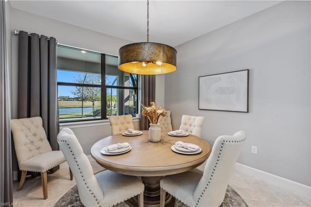 2768 Amaranda Ct, Naples, FL 34114-15