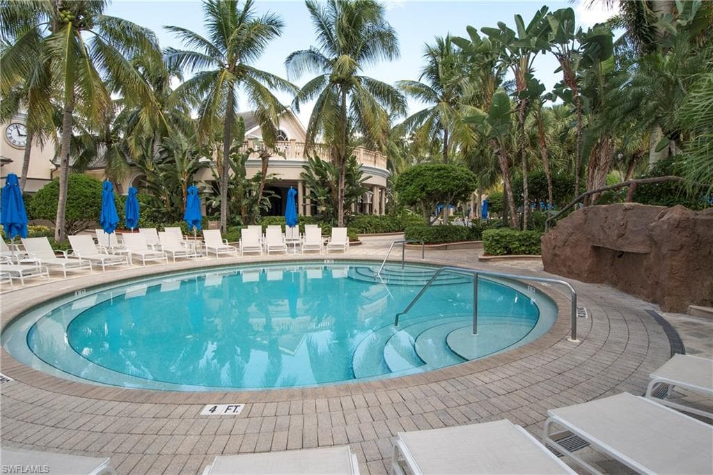 2768 Amaranda Ct, Naples, FL 34114-43