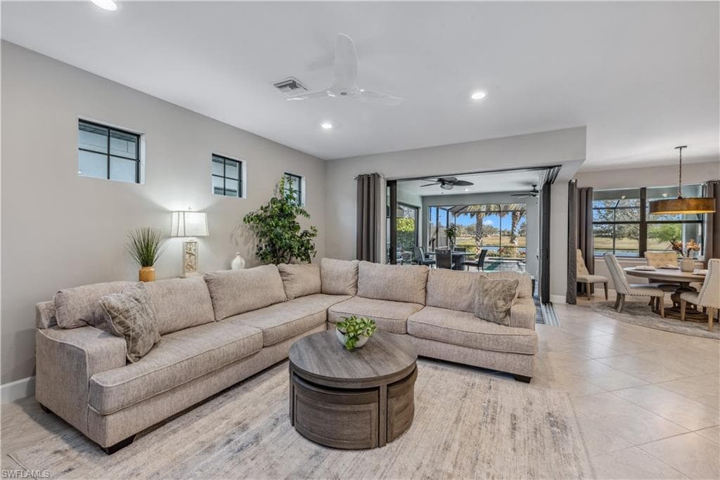 2768 Amaranda Ct, Naples, FL 34114-4