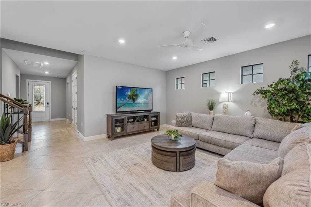 2768 Amaranda Ct, Naples, FL 34114-6