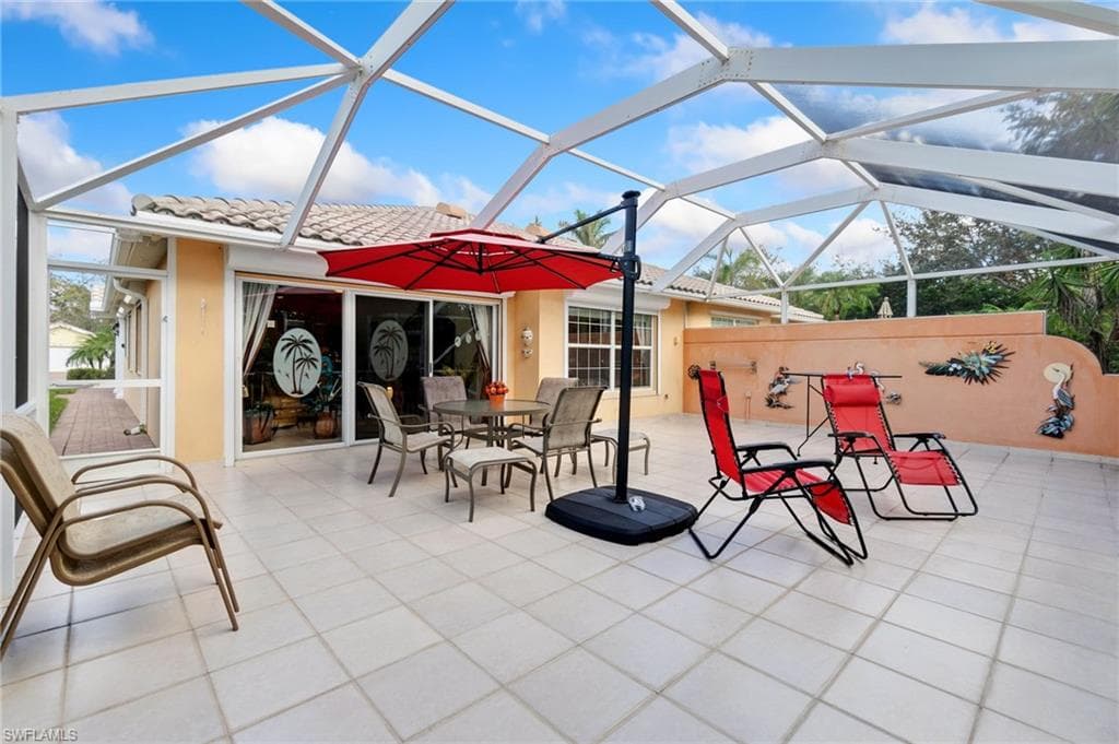 8084 Xenia Ln, Naples, FL 34114-19